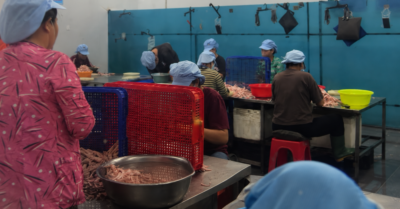 Phát hiện hơn 7 tấn chân gà hết hạn tại một công ty ở Đồng Nai