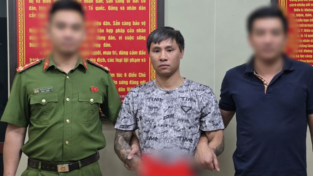 Bắt giữ đối tượng truy nã đặc biệt nguy hiểm tại Hải Phòng sau thời gian lẩn trốn, vụ việc được bàn giao để tiếp tục xử lý theo quy định.