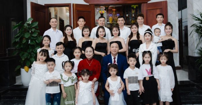 Bốn anh em ruột ở Nghệ An xây nhà chung, sân chung trên khu đất gần 1.000m2, tạo nên không gian sống gắn kết của đại gia đình.