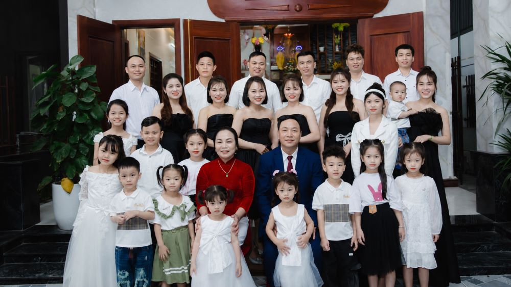 Bốn anh em ruột ở Nghệ An xây nhà chung, sân chung trên khu đất gần 1.000m2, tạo nên không gian sống gắn kết của đại gia đình.
