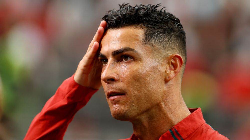 Vé xem Ronaldo ở vòng 1/16 World Cup 2026 tăng mạnh, có nơi được rao bán với giá gần 4 cây vàng vì sức hút lớn của siêu sao Bồ Đào Nha.