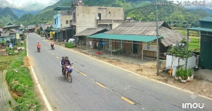 Bắt giữ đối tượng Hà Văn Tý bắt cóc bé gái 6 tuổi bán dưa ven đường tại Sơn La rồi tháo chạy sang Lào Cai. Click ngay để xem chi tiết vụ việc!