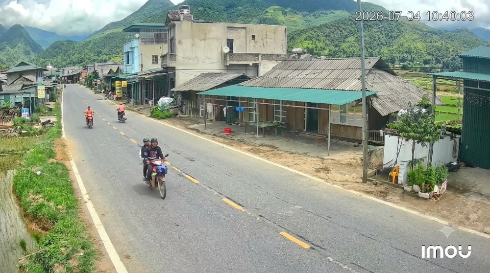 Bắt giữ đối tượng Hà Văn Tý bắt cóc bé gái 6 tuổi bán dưa ven đường tại Sơn La rồi tháo chạy sang Lào Cai. Click ngay để xem chi tiết vụ việc!