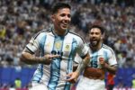 Hai pha bóng giống nhau, hai phán quyết trái ngược tại World Cup