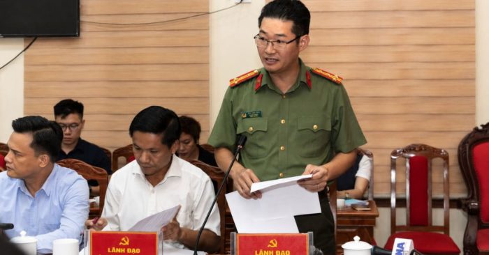 Công an Tuyên Quang làm rõ động cơ của Phó Hiệu trưởng và Nguyễn Hà Duy trong vụ 146 điểm 10 môn Toán, hé lộ nhiều diễn biến mới.