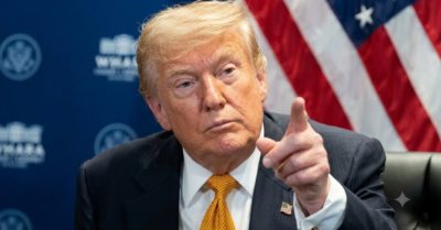 Iran yêu cầu nối lại đàm phán sau khi CENTCOM tấn công 90 mục tiêu, Trump nói lệnh ngừng bắn đã hết