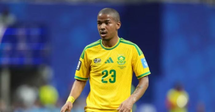 Cầu thủ Nam Phi Jayden Adams qua đời ở tuổi 25 chỉ ít ngày sau khi dự World Cup 2026, gây chấn động bóng đá thế giới.