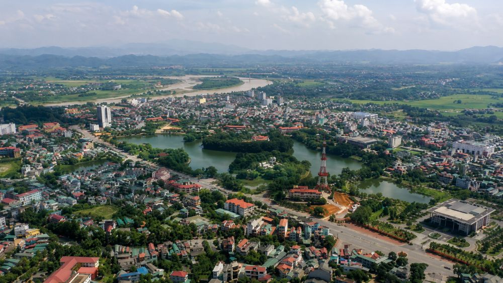 Quỹ Thiện Tâm của Vingroup hỗ trợ 25 tỷ đồng xây cầu treo qua sông Gâm tại xã Nà Hang, góp phần cải thiện giao thông vùng cao.