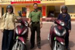 Hai người phụ nữ đi nhầm xe Vision đỏ của nhau suốt một ngày