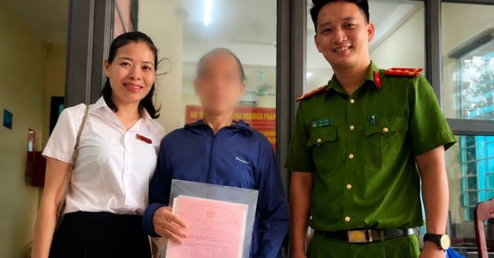 Ngăn chặn kịp thời vụ lừa đảo trên không gian mạng, giúp người phụ nữ tránh mất gần 100 triệu đồng. Xem thủ đoạn và cảnh báo mới nhất.
