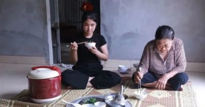 Nữ sinh mồ côi lớn lên trong chùa đạt điểm cao, thiếu tiền học đại học