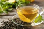 Trà xanh có lợi cho gan nhưng cần uống đúng liều lượng