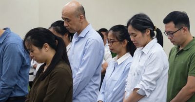 Một tờ giấy A4 và 1,5 tỷ đồng để thông quan lô hàng giả