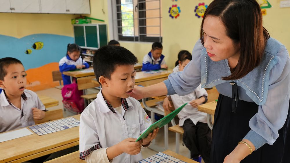 Thanh Hóa giao 4.381 chỉ tiêu hợp đồng giáo viên, nhân viên nhằm bổ sung nhân lực cho ngành giáo dục, đáp ứng nhu cầu năm học mới.