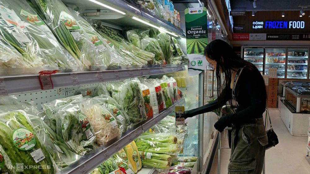 Vì sao thực phẩm hữu cơ khó rẻ? Tìm hiểu những nguyên nhân khiến giá cao và triển vọng thu hẹp khoảng cách với hàng thông thường.