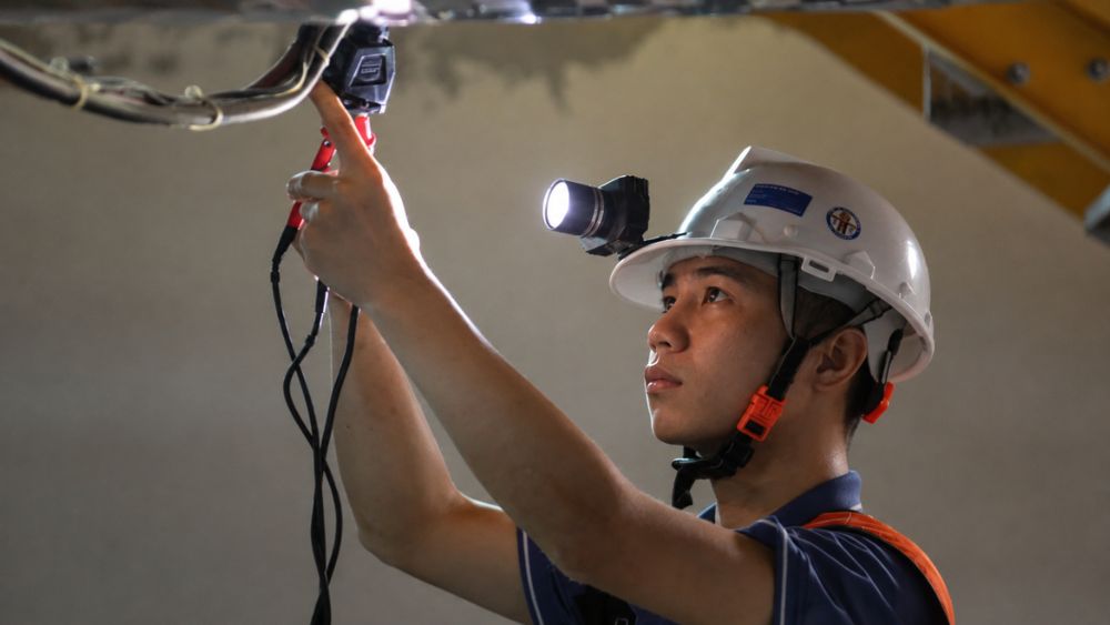 Sân bay Long Thành tuyển dụng nhiều vị trí với mức lương tối thiểu 16 triệu đồng/tháng. Xem điều kiện ứng tuyển và cơ hội việc làm mới nhất