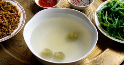 Nước luộc rau bổ dưỡng hay có hại, phụ thuộc vào nguồn gốc rau