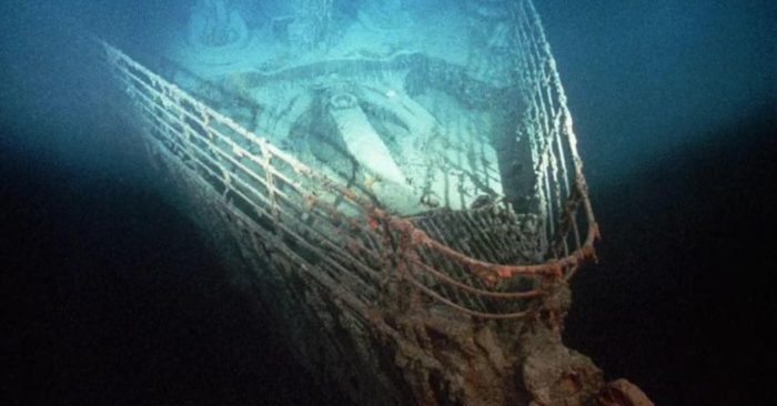 Vì sao xác tàu Titanic vẫn chưa được trục vớt sau hơn một thế kỷ? Những rào cản về độ sâu, công nghệ và bảo tồn được giải đáp.