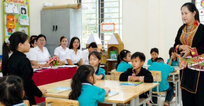 Sắp xếp 5.414 cơ sở giáo dục theo hướng tinh gọn quản lý, tăng biên chế giáo viên, đổi mới quản trị nhà trường, lấy người học làm trung tâm.