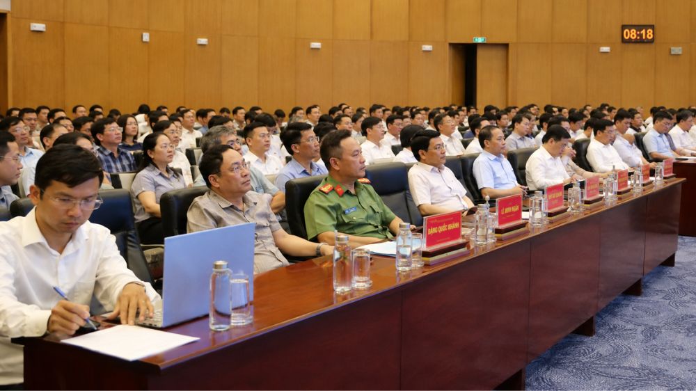 https://tin360.site/ong-trump-dung-truoc-lua-chon-kho-trong-xung-dot-voi-iran.html