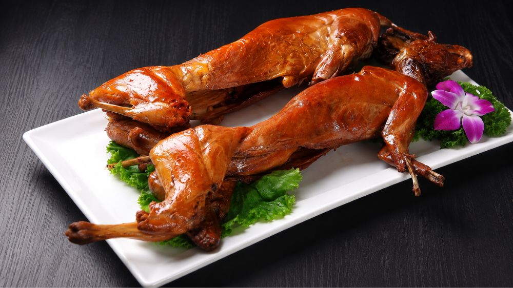 Thịt thỏ giàu đạm, ít chất béo, cung cấp nhiều dưỡng chất và được ví là một trong những loại thịt tốt bậc nhất thế giới.