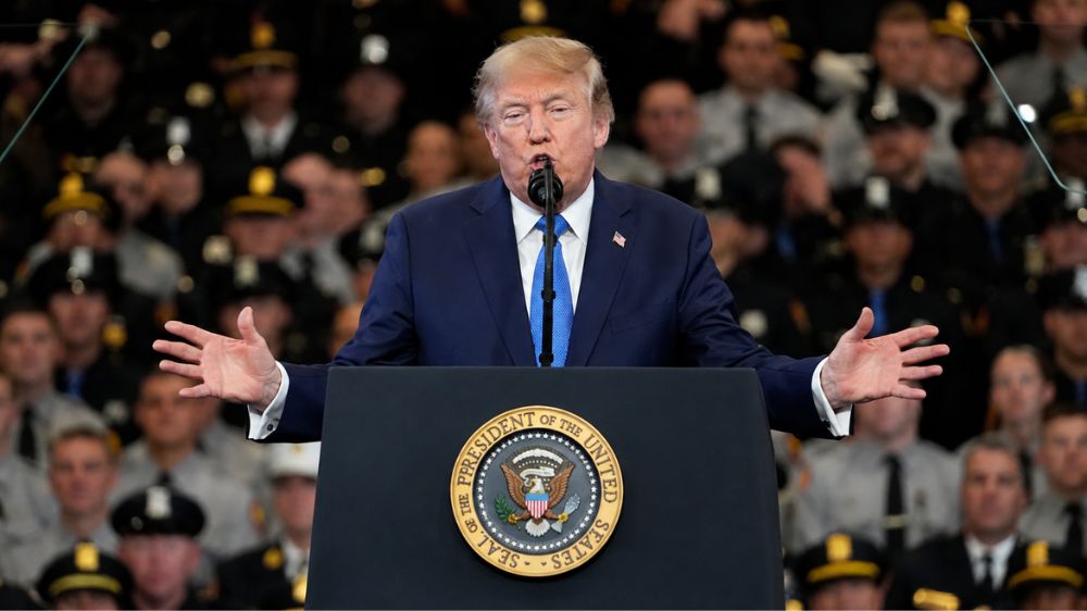 Ông Trump tuyên bố sẽ sớm đưa eo biển Hormuz thành lãnh thổ Mỹ sau khi đánh bại Iran, trong phát biểu gây chú ý tại New York.