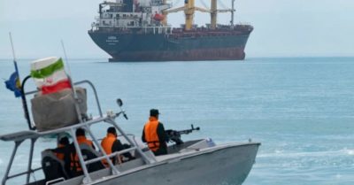 Iran phản ứng tuyên bố Mỹ muốn kiểm soát eo biển Hormuz