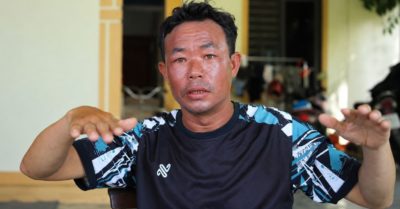 Bị sóng cuốn xa 7km, người đàn ông bơi 10 tiếng thoát chết