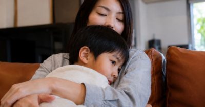 Con hỏi “Mẹ có bao nhiêu tiền”, câu trả lời khiến nhiều phụ huynh giật mình