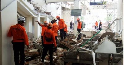 Động đất Indonesia: 68 người chết, hàng nghìn người chờ cứu trợ