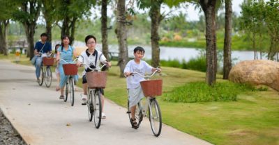 Để trẻ vận động tự nhiên ngay trong khu phố