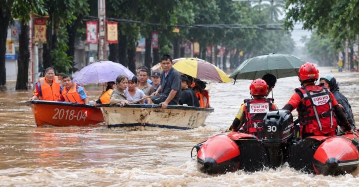 Quảng Tây ngập trong những ngày bão Narra đứng lại