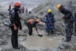Những người sống sót trong đường hầm ngập lũ