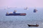 Iran cảnh báo tàu thuyền về vùng cấm mới ngoài eo biển Hormuz
