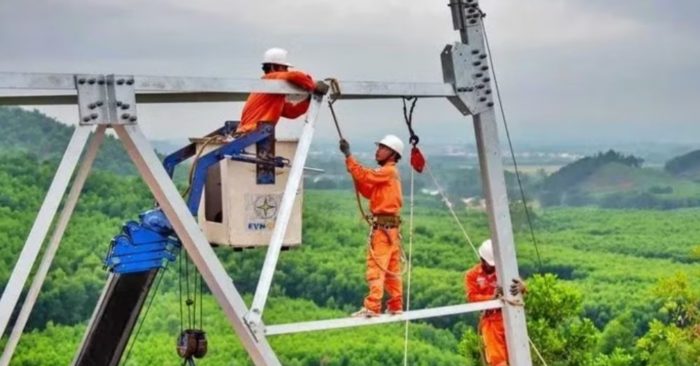 EVN lãi 20.828 tỷ đồng trong nửa đầu năm 2026, nhờ doanh thu tài chính tăng, tỷ giá thuận lợi và chi phí tài chính giảm mạnh.