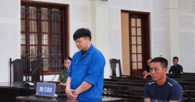 Khi giấy bán xe tải trở thành khởi đầu của một vụ nổ súng