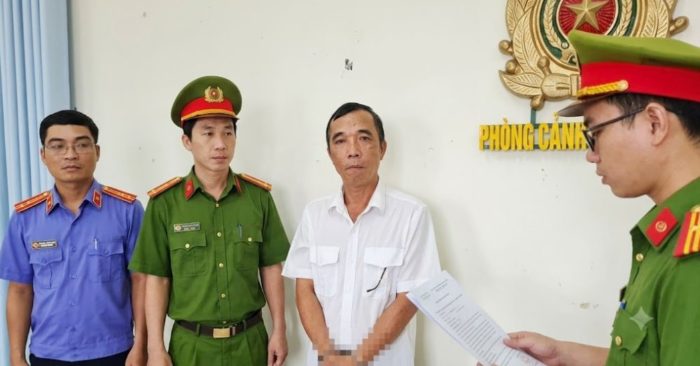 Công an tỉnh Vĩnh Long bắt tạm giam Phạm Quốc Trưởng, công chức Thuế cơ sở 5, về hành vi giả mạo trong công tác