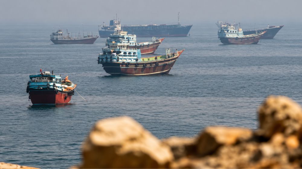 Iran đề xuất mở lại eo biển Hormuz trong 7 ngày nếu Mỹ giảm áp lực quân sự, nhằm thúc đẩy đàm phán và tìm giải pháp ngoại giao.