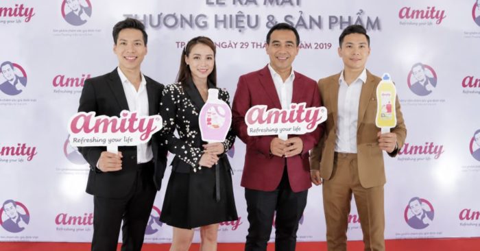 Quyền Linh nói về mối liên hệ với doanh nghiệp sản xuất An Cung giả, trong khi Amity thông tin về việc rút vốn khỏi Tami Natural Home.