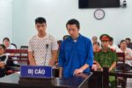 Chiếc chai bia và cuộc đuổi theo giữa đêm