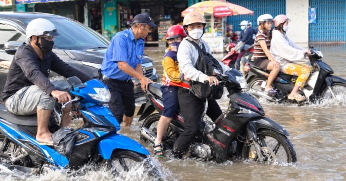 Thời tiết hôm nay 29-9: Nam Bộ chiều tối có mưa dông, triều cường dâng cao, nguy cơ ngập tại các khu vực trũng thấp.